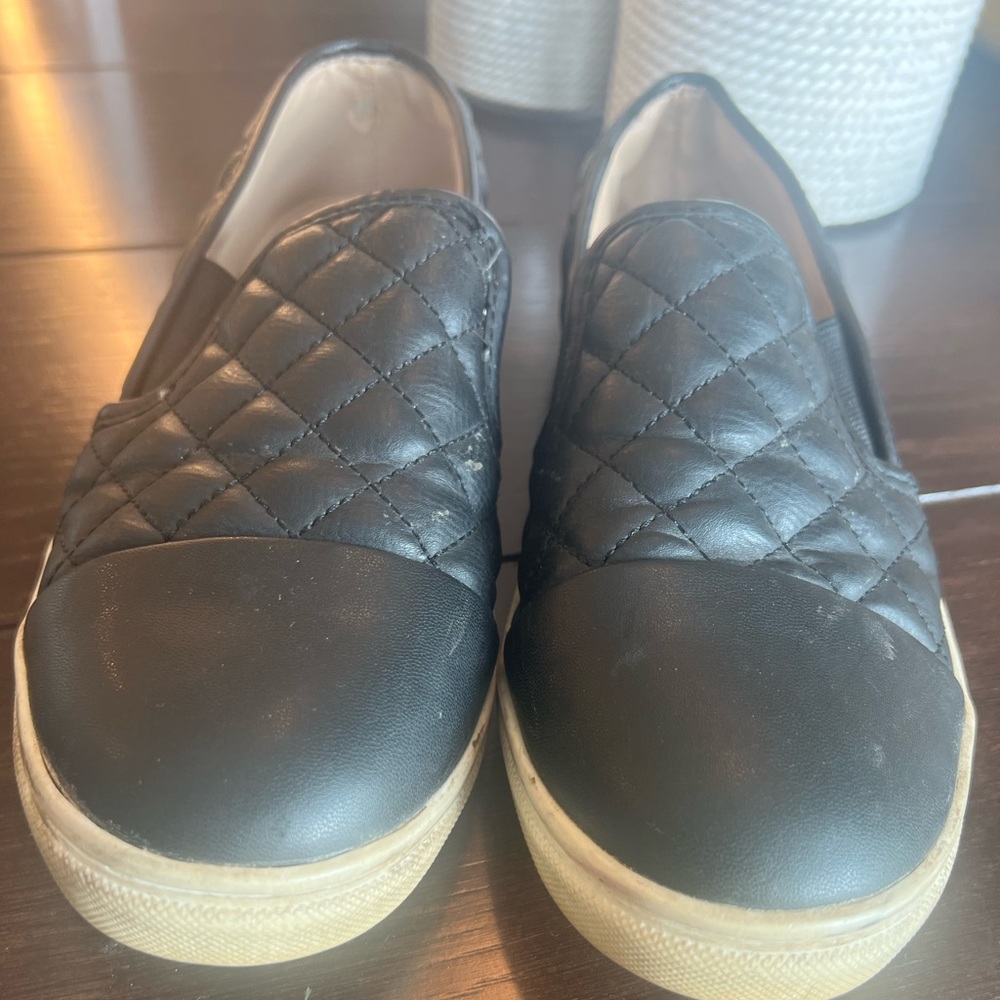 Steve Madden Quilted Flats